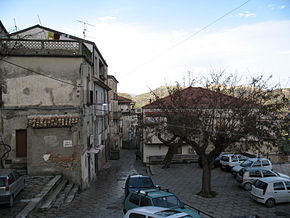 Canolo - Piazza Umberto.jpg