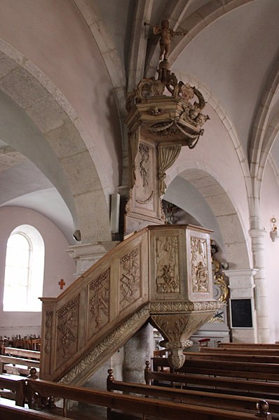 File:Chapelle-des-Bois Eglise 2.jpg