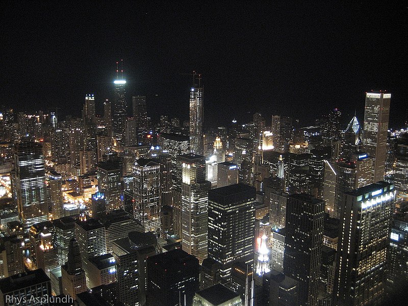 File:Chicago Skyline @ Night (4768676199).jpg