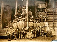 Children from Yasnaya Polyana Children from Yasnaya Polyana.jpg