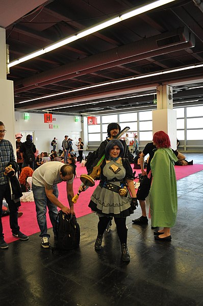 File:Cosplay 7 Frankfurter Buchmesse 2018.jpg