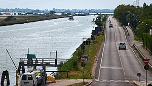 Lidi Di Comacchio: Geografia fisica, Economia, Infrastrutture e trasporti