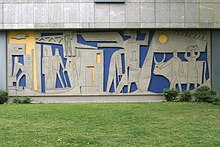 The concrete relief created by Hanns Fay on the skyscraper of the Deutsche Rentenversicherung Rheinland-Pfalz in Speyer.