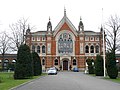 Dulwich College, Main Entrance - geograph.org.uk - 1182560.jpg