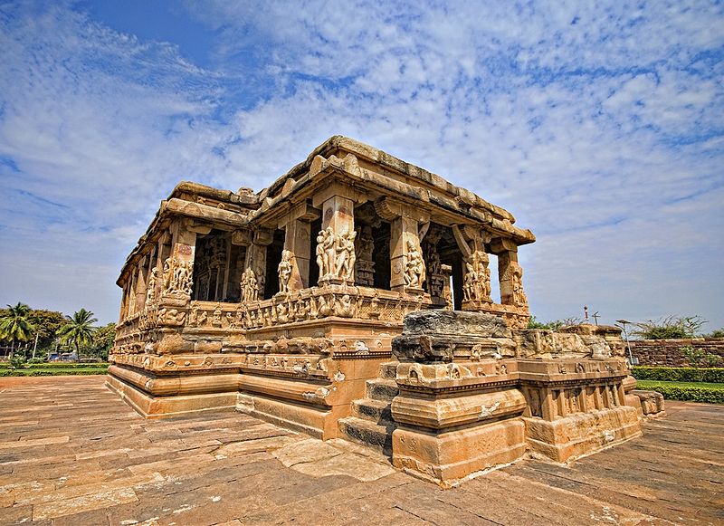 File:Durga Temple 3, Aihole, Karnataka.jpg