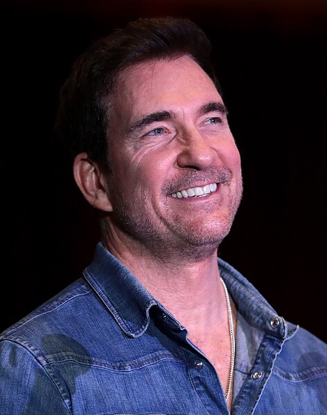 File:Dylan McDermott by Gage Skidmore.jpg