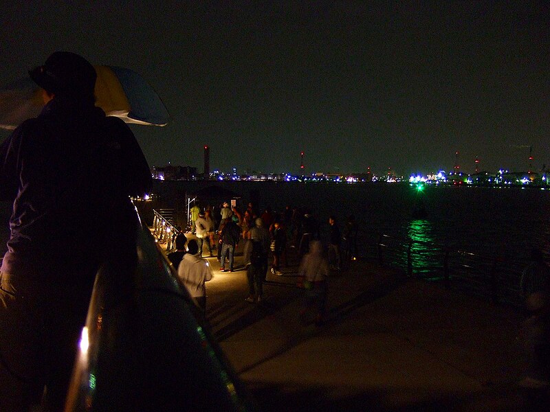 File:EAST PARK of HIGASHIOHGI island (Midnight) Sep-2009 - panoramio.jpg