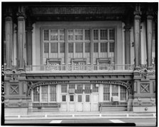 Entry bay, north elevation. - Whitehall Street Ferry Terminal, 11 South Street, Library of Congress, Historic American Buildings Survey