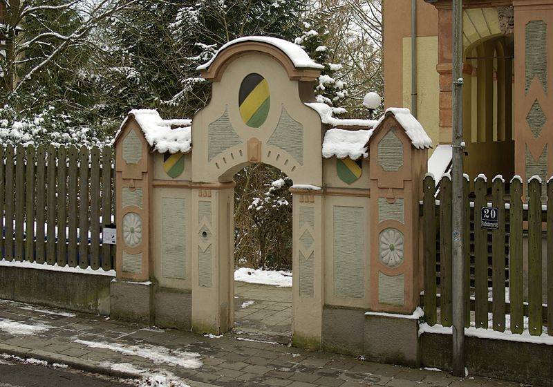 File:Erlangen Bayreuther Haus 004.JPG