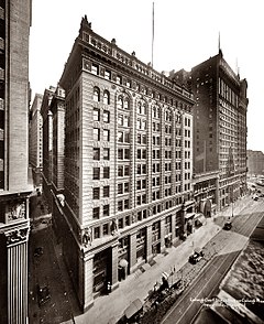 ExchangeCourtBuildingNYC1920.jpg 