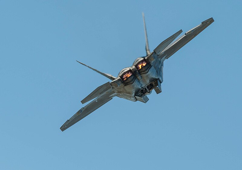 File:F-22 Raptor (rear view) performs an aerial maneuver (26618040432).jpg