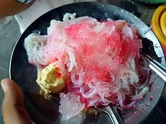 Falooda glass noodles and kulfi in India