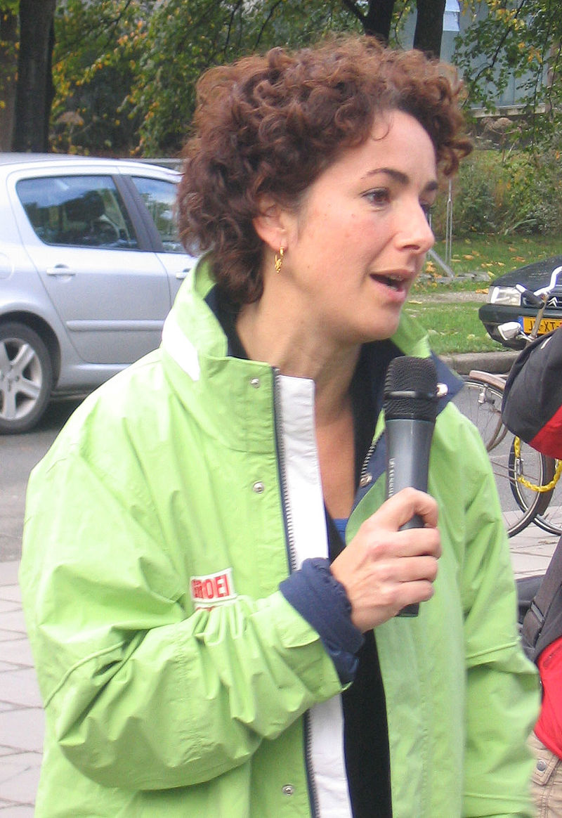 https://upload.wikimedia.org/wikipedia/commons/thumb/a/a6/Femke_Halsema.jpg/800px-Femke_Halsema.jpg