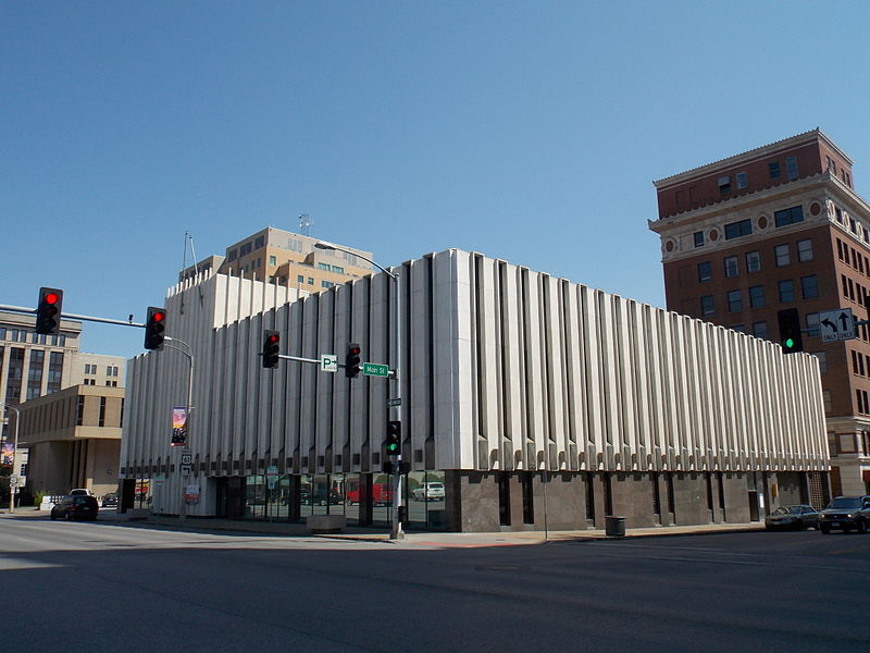 File:First Federal Bank Building - Davenport, Iowa.JPG