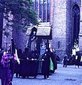 Furnes Procession des pénitents de la confrérie de la Sodalité(Scan diapo Agfacolor prises vers 1960 ) (3)