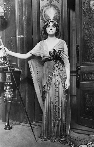 <span class="mw-page-title-main">Gladys Cooper</span> British actress