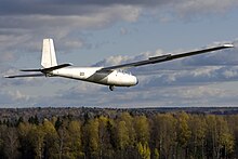 Glider Blanik in flight (6272934074).jpg