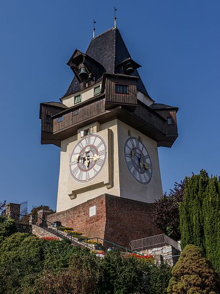 File:Graz-Uhrturm-1080127.jpg