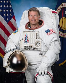 <span class="mw-page-title-main">Gregory R. Wiseman</span> American astronaut, engineer, and naval aviator