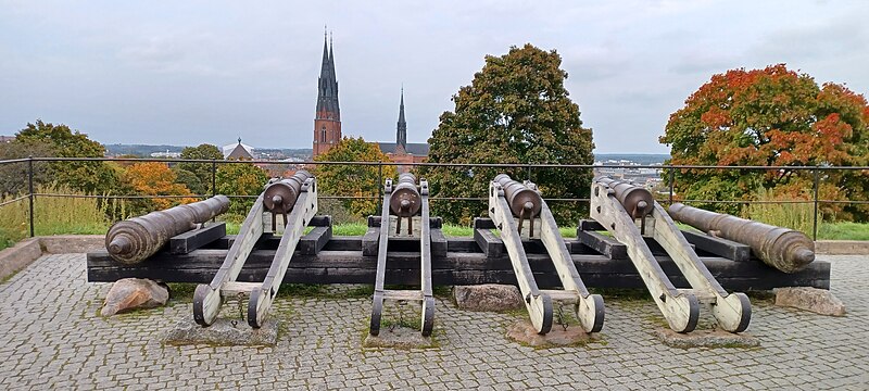 File:Guns trained on cathedral Styrbiskop Gun battery Uppsala Castle by Gustav Vasa 16th century Sweden.jpg