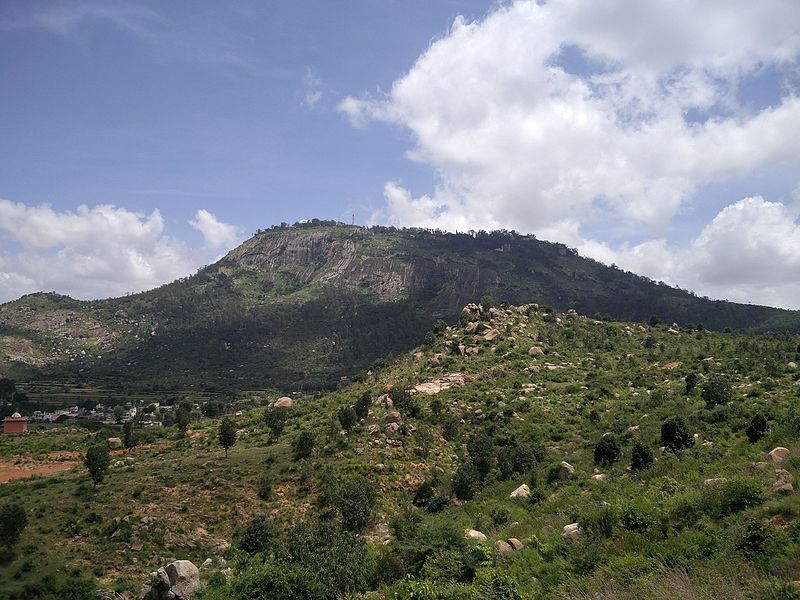 File:Halfway in the Chandragiri Hills.jpg