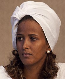 Somali woman with shoulder-length hair. Halimaahmed2.jpg