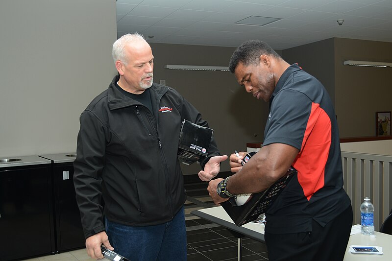 File:Herschel Walker at Camp Withycombe, 2012 065 (8455388720) (6).jpg