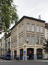 Maison au coin, avec deux façades - Rue d'Espagne 1 (à gauche) & Rue de Tamines 2 (à droite) - Saint-Gilles (1899).