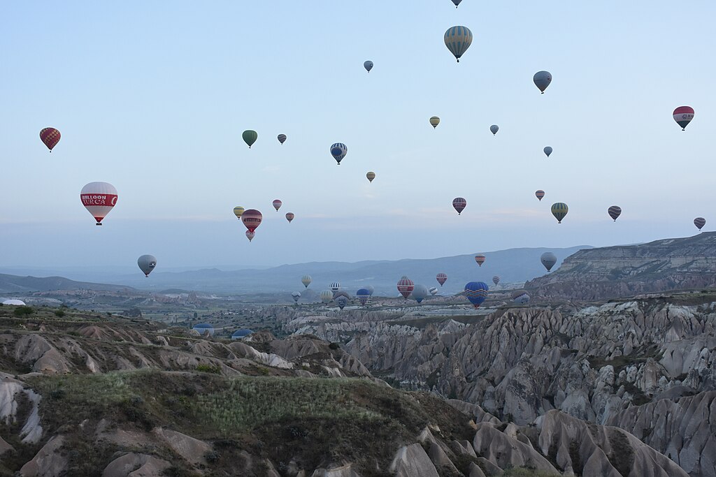 Αερόστατα πάνω από την Κοιλάδα του Γκιόρεμε, Καππαδοκία