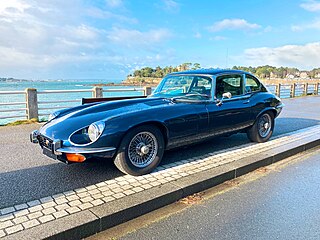 Un coupé 2+2 Série 3 mue par un V12 de 5,3 L pour 272 ch, très souple à bas-régime.