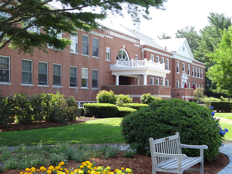 File:Jenks Library, Gordon College.jpg