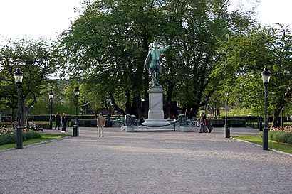Vägbeskrivningar till Karl XII:s staty med kollektivtrafik