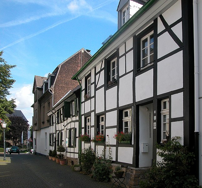 File:Kettwiger Str-.jpg