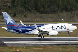 LATAM 콜롬비아의 보잉 737-700