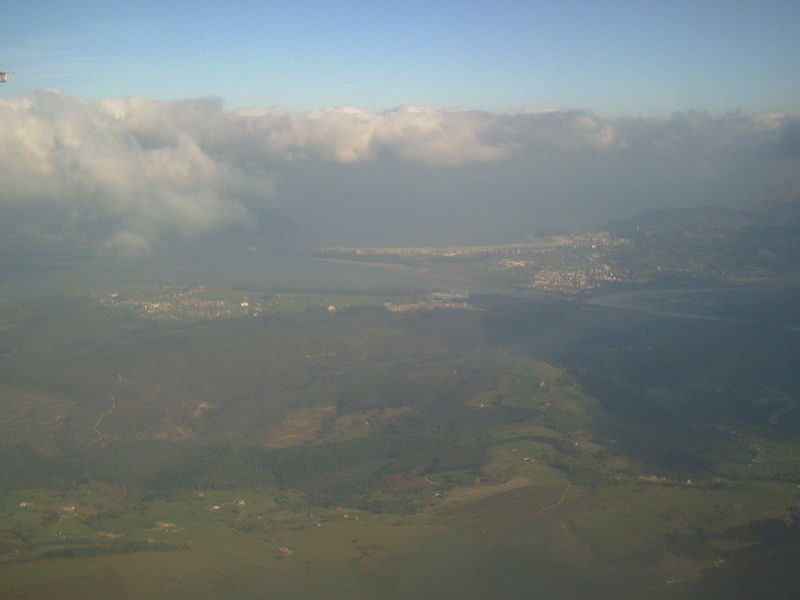 File:Laredo desde el aire.jpg