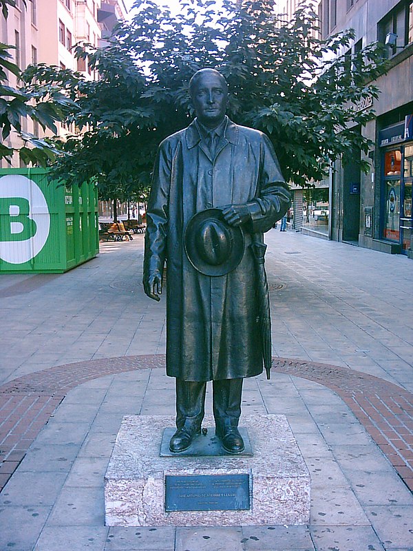 Monument to José Antonio Aguirre in Bilbao