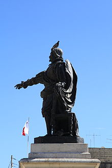 Мальта - Флориана - Пьяцца Роберт Самут - Памятник Флориани 04 ies.jpg