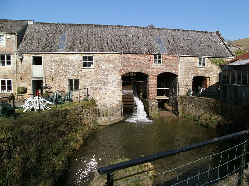 File:Mangerton Mill.jpg