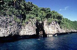 La grotta del marinaio nell'isola di Nuapapu