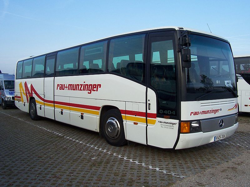 File:Mercedes-Benz O 404 Reisebus 100 8516.jpg