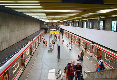 How to get to Smíchovské Nádraží with public transit - About the place
