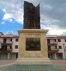 Il Monumento ai bonificatori a Borgo Flora