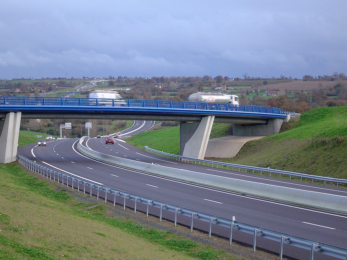 Национальные дороги. Автомобильные дороги во Франции фото. Route 401 трасса. Первая Континентальная дорога. European Route e843.