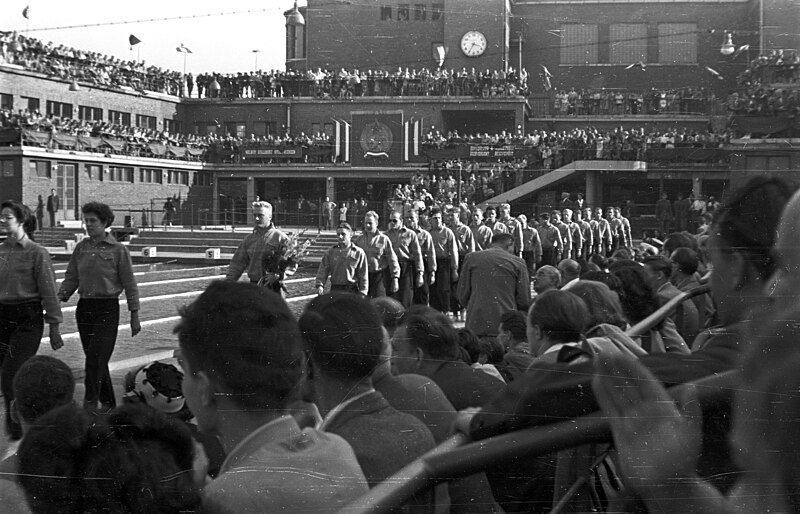 File:Nemzetközi úszóverseny, 1953 Hajós Alfréd Nemzeti Sportuszoda. Fortepan 51935.jpg