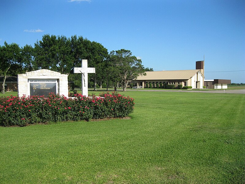 File:New Taiton TX St John Catholic Church.JPG