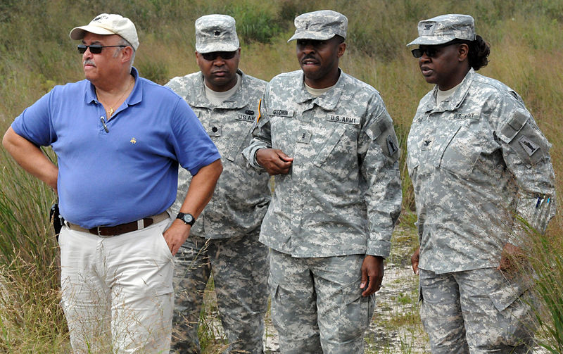 File:OSW Commissioner Holliday and senior leadership observe training 130810-A-RU074-788.jpg