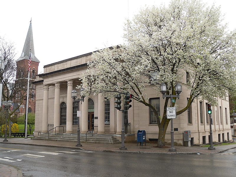 File:Old Post Office Oneonta NY Apr 10.jpg