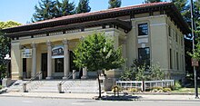 Sonoma County Museum on 7th St. in downtown Santa Rosa. Completed in 1910, it was originally the Post Office and Federal Building. Old Santa Rosa Post Office, Downtown Santa Rosa,2.jpg