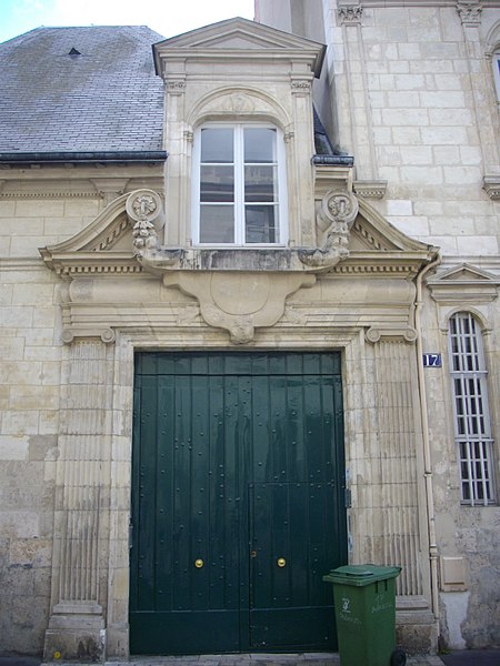 File:Orléans - 17 rue de la Bretonnerie.jpg