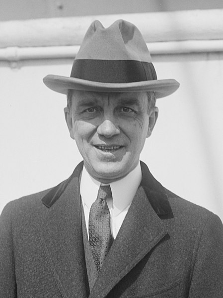 File:Owen D. Young in 1928 - LCCN2014719350 (cropped).jpg